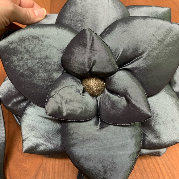 Flower bag! - Picture 3 of 4